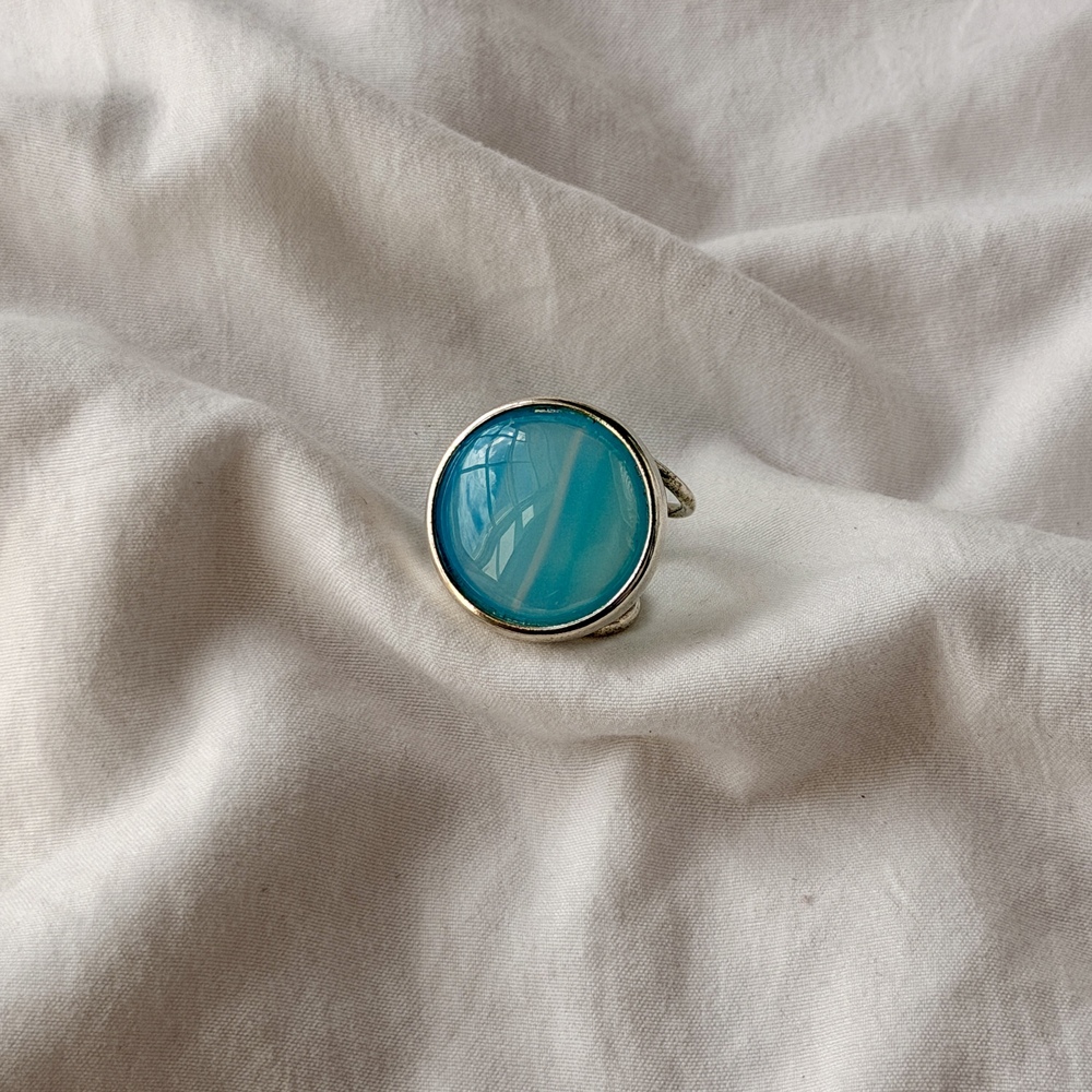 Silver Plated Round Sky Blue Agate Adjustable Ring (US 5.5-9.5)